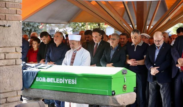 Eski Vekil Mahmut Uğur Çetin'in Babası Osman Çetin Toprağa Verildi