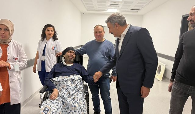 Milletvekili Uzkurt, “Sağlık Çalışanlarımızın Emeği Başımızın Tacıdır”