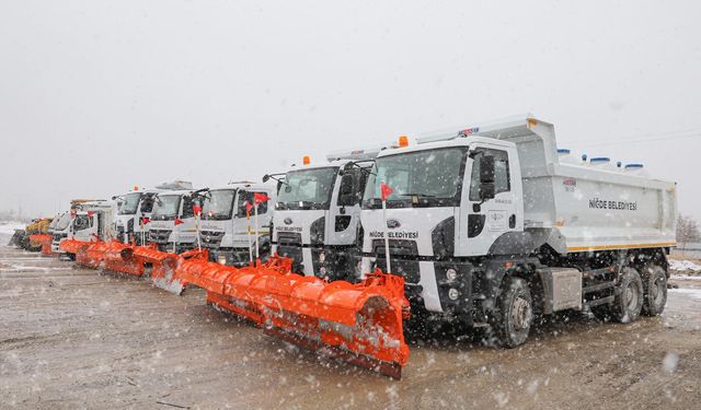 Niğde Belediyesi Karla Mücadele İçin Teyakkuzda