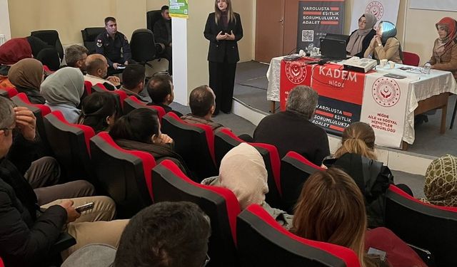 Çiftlik’te “Güven Toplumun İnşası” Eğitimleri Ve Farkındalık Standı Düzenlendi