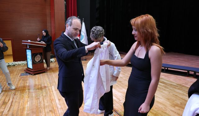 NÖHÜ Diş Hekimliği Öğrencileri Beyaz Önlüklerini Giydi