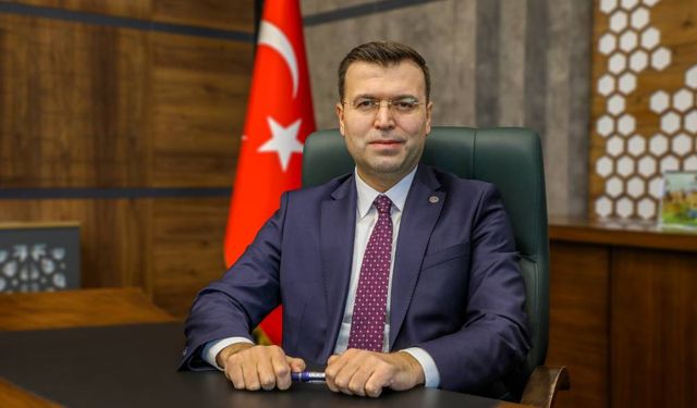 Vali Akmeşe’den Çiçek Yerine Fidan Bağışı Çağrısı