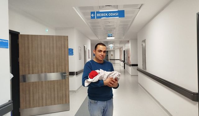 2026’nın İlk Bebeği: Aslı Nur Dünyaya Geldi