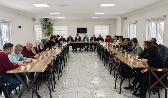 Tarım ve Orman Müdürü Mete, Gazetecilerle Kahvaltıda Buluştu