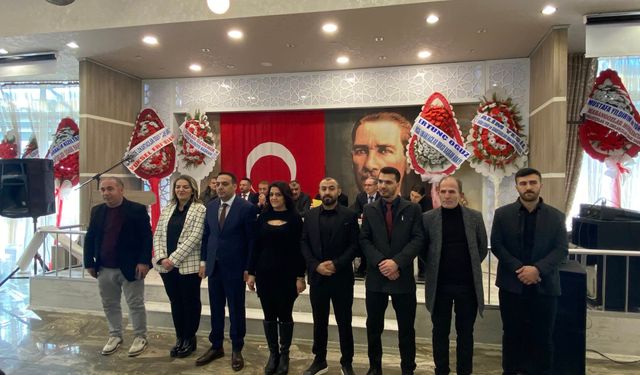 Niğdeli Lokantacılar 5 Dönemlik Başkanlarını Değiştirdi