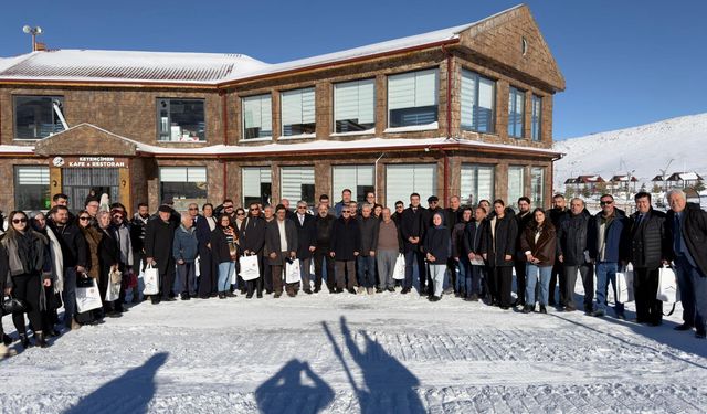 Vali Cahit Çelik,  Niğde basını ile son kez  bir araya geldi