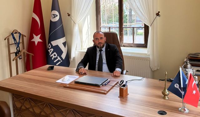 Anahtar Parti Niğde İl Başkanı Çınar: Esnafın finansmana erişimi giderek zorlaşıyor