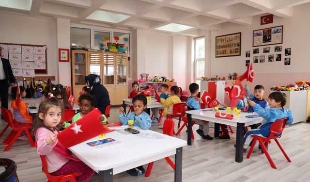 Özbek’ten Bor Şehit Halil Akkoç Anaokulu’na Ziyaret