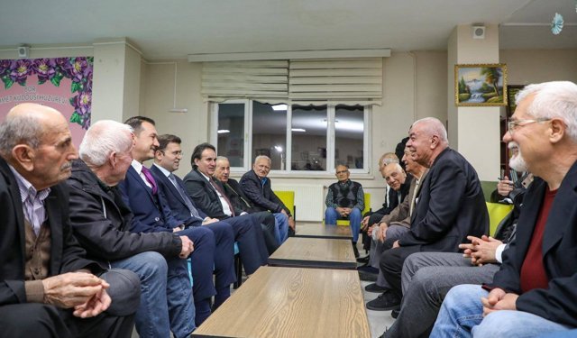 Vali Akmeşe Huzurevi Sakinleriyle İftarda Buluştu