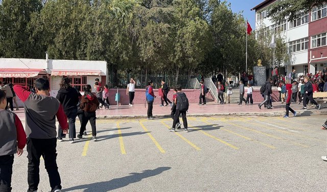 Niğde’de 70 Bin Öğrenci Ders Başı Yaptı