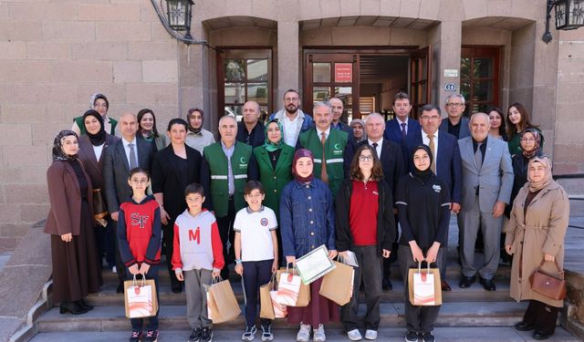 “Sağlıklı Nesil Sağlıklı Gelecek” Yarışmasında Dereceye Girenler Ödüllendirildi