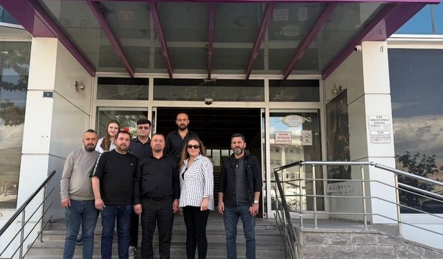 Niğde Bakkallar ve Bayiler Odası’nda Başkanlık Değişimi