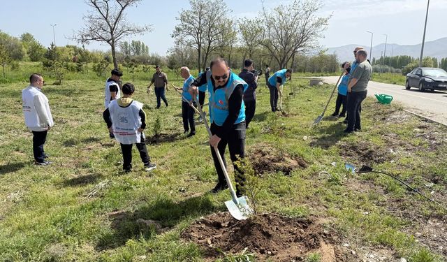 Büro Memurları Sendikası’ndan Anneler Günü’nde Anlamlı Etkinlik