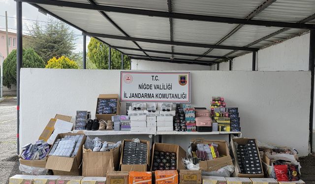Niğde’de Kaçakçılık Operasyonu: Tonlarca Kaçak Ürün Ele Geçirildi