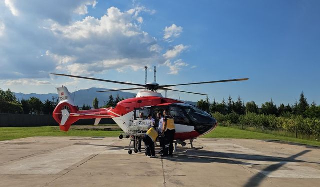 Prematüre İkizlerden Biri Helikopter Ambulansla Niğde’ye Nakledildi