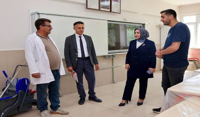 İl Müdürü Elif Özbek'ten Yaz Dönemi Okul Denetimi