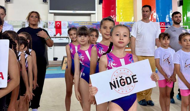 Niğdeli Cimnastikçiler ANALİG Yarı Finalinde Grup İkincisi Oldu