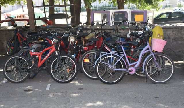 Havaların Isınmasıyla Bisiklet Sezonu Açıldı, Tamircilerde Yoğunluk Başladı