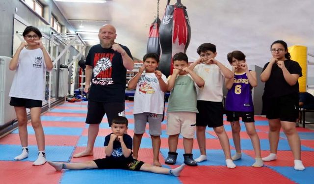 Yaz Spor Okulları'nda Muay Thai Heyecanı