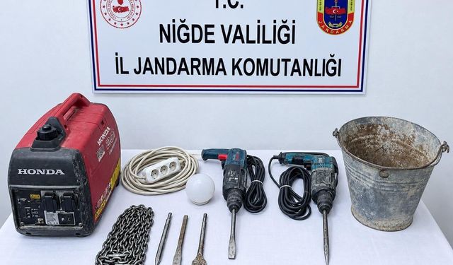 Niğde’de kaçak kazı operasyonu
