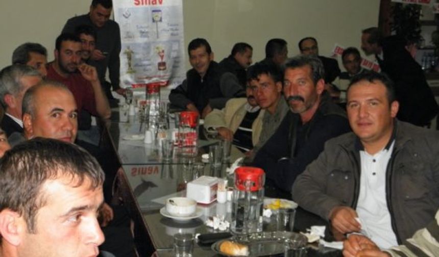. Avcılar hikayeleri davetlilere neşeli anlar yaşattılar. Bor Kaymakamı Muammer Balcı’nın da anlattığı komik av anıları ile hem avcı, hemde atıcı olduğu öğrenildi.