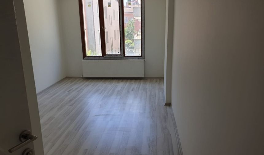 İrtibat Tel: Tel 05321513451