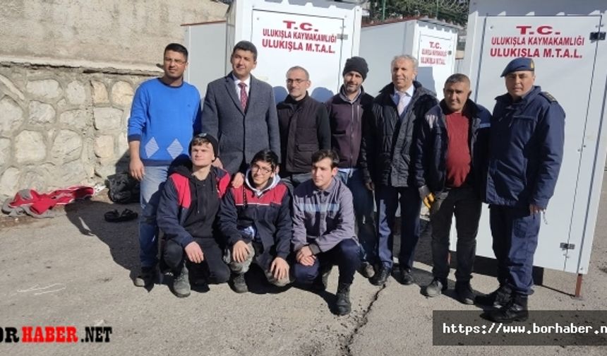 Ulukışla Kaymakamlığı Deprem Bölgesine Seyyar Tuvalet İmalatı