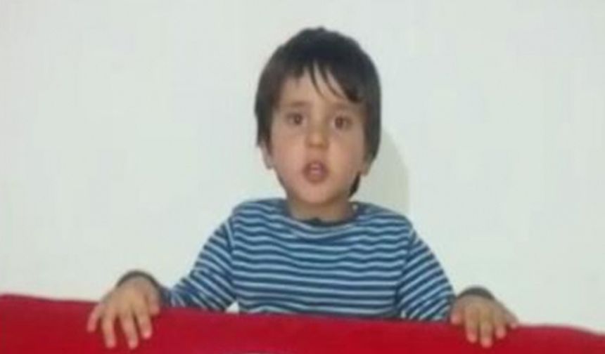 6 yaşındaki Alp, vatan sevgisini sözleriyle dile getir