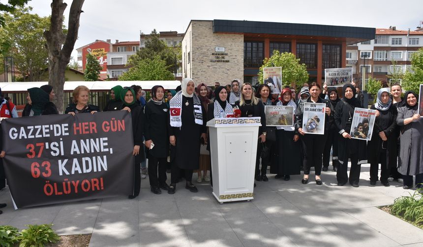 AK Partili kadınlar Gazze için meydanda