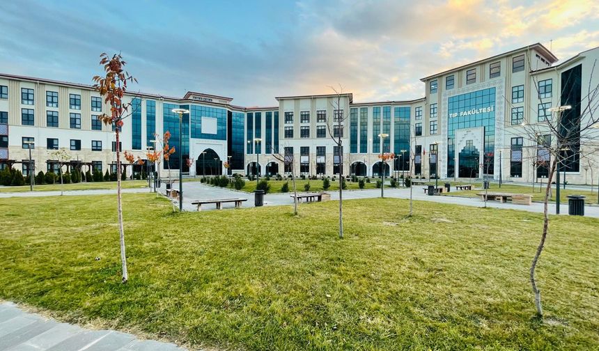 NÖHÜ Tıp, 106 Devlet Üniversitesi Tıp Fakültesi Arasında 9'uncu Sırada