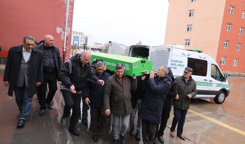 Hayatını Kaybeden Öğretim Üyesi Tutku Ceren İçin Üniversitede Tören düzenlendi