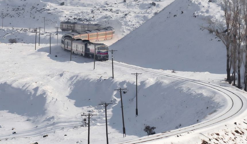 Turistik Doğu Ekspresi Yola Çıkıyor