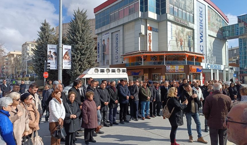 CHP Niğde İl Örgütü, Uğur Mumcu’nun ölümünün 32. Yılında Andı