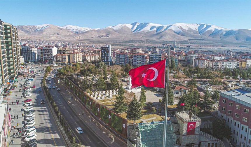 Niğde’nin Nüfusu 372 bin 708’e yükseldi