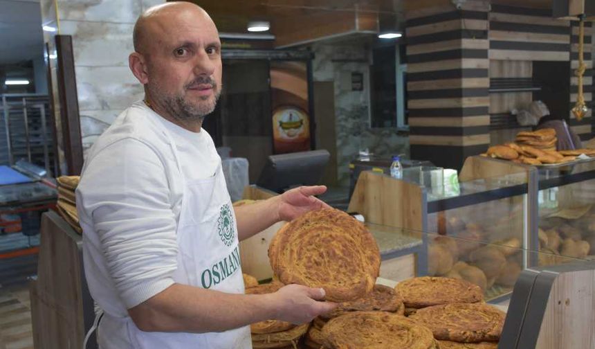 İftar ve sahur sofralarının vazgeçilmezi: Niğde tahinlisi