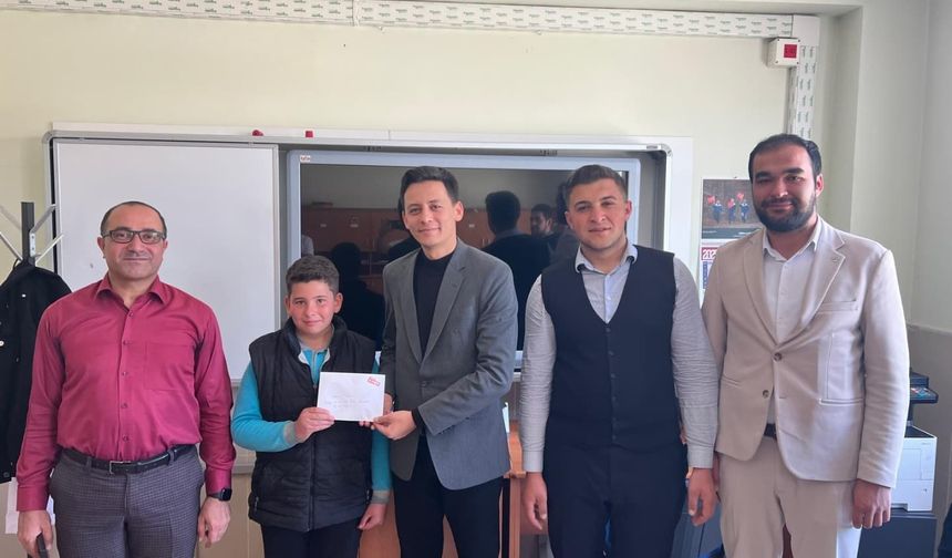 AK Parti Niğde Gençlik Kolları'ndan Anlamlı Etkinlik