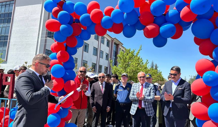 Bor’da “Gençlik ve Spor Sokağı” Coşkuyla Açıldı!