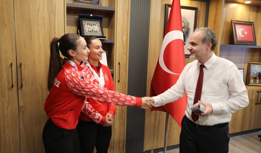 Avrupa Halter Şampiyonlarından Rektöre ziyaret
