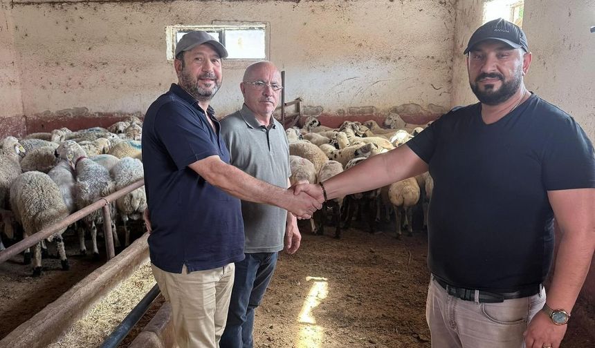 Halkın adamı Servet Yüksel'den  ihtiyaç sahipleri için 101 kurban