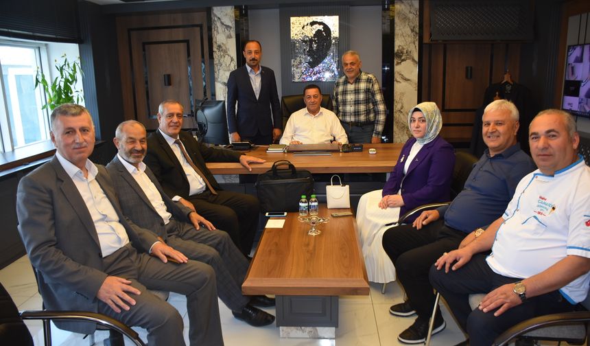 Çamardı Birlik Derneği’nden Niğde Esnaf ve Sanatkârlar Kooperatifi’ne Ziyaret