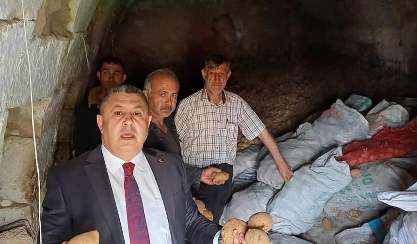 Bünyamin Karataş; Çiftçinin Patatesi Ambarlarda Çürüdü