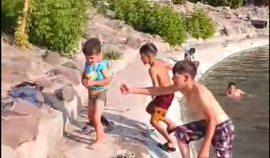 Bor Acıgöl Tehlike Saçıyor.