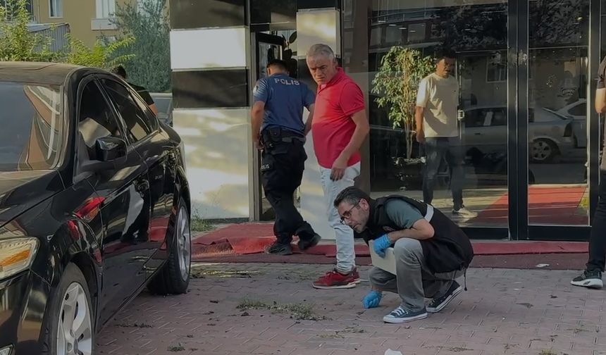 Niğde’de Oto Galeriye Silahlı Saldırı: 8 Yaşındaki çocuk Ağır Yaralandı