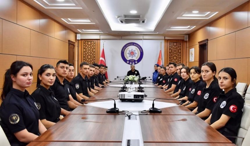 Emniyet Müdürü Delen, PMYO Öğrencilerini Makamında Ağırladı