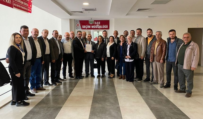 CHP Niğde İl Başkanı Kıvrakdal, mazbatasını aldı