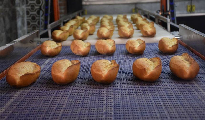 Niğde’de ekmek fiyatlarına zam yapıldı.