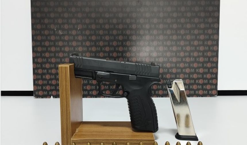 Niğde’de Tarihi Eser ve Ruhsatsız Silah Operasyonu: 5 Şüpheli Yakalandı