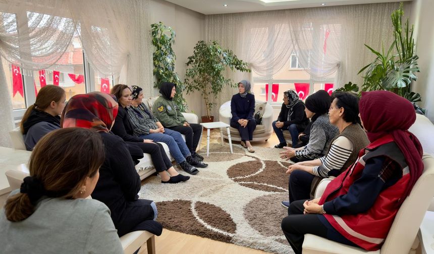 Vali Çelik, Şehit Astsubay Burak Özkan’ın Ailesini Ziyaret Etti