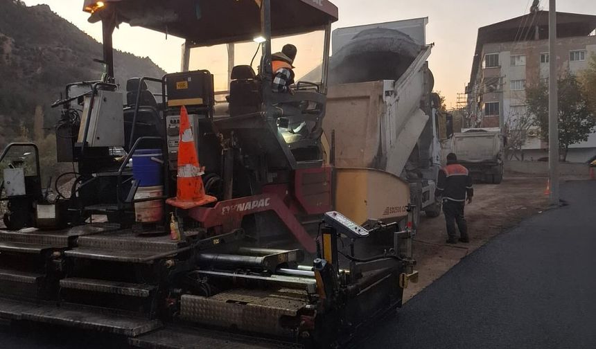 Çiftehan Köyü Yolu Sıcak Asfaltla Yenileniyor