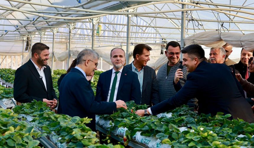 Gümüşler’de Çilek Serası Temel Atma Töreni Düzenlendi